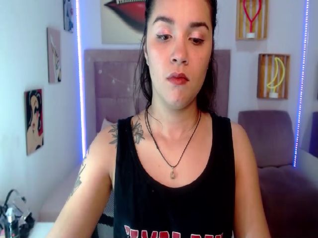 Live sex webcam photo for Graicy_Reyes #259278168