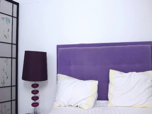 Live sex webcam photo for InnaHottyX #265372291