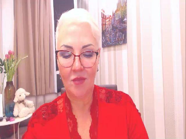 Live sex webcam photo for LadyXAnna #260952655
