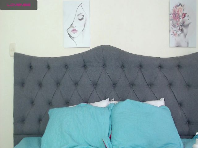 Live sex webcam photo for sophiie_fox #259501819