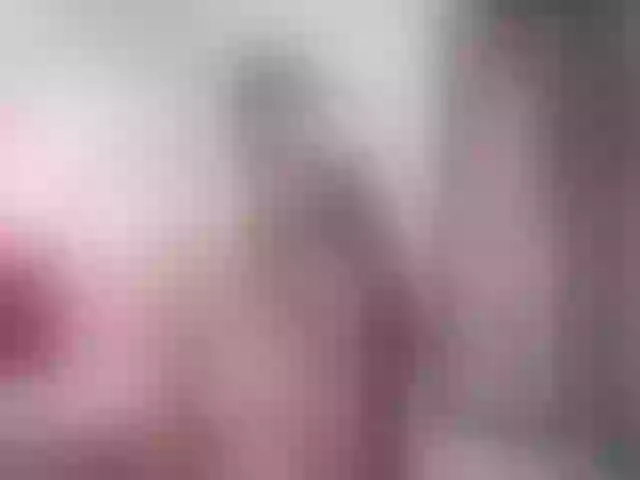 Live sex webcam photo for Anaiss_10 #254530487