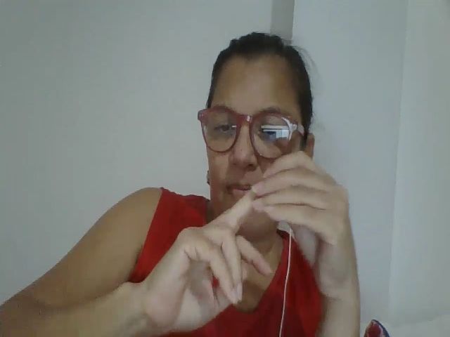 Live sex webcam photo for SweetLola01 #254983387