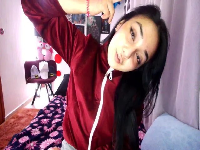 Live sex webcam photo for Sexy_lolas #257429605