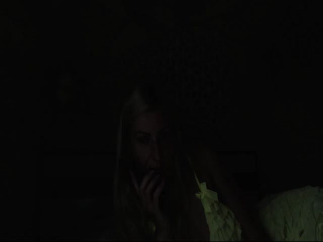 Live sex webcam photo for MeltingJulia #255126831