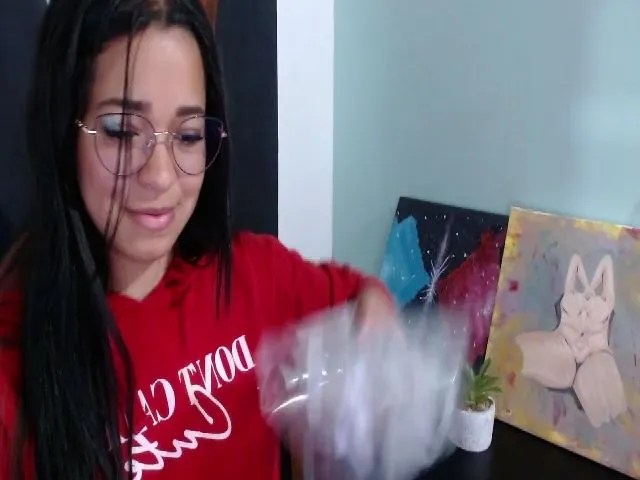 Live sex webcam photo for Gina_reid #264273368