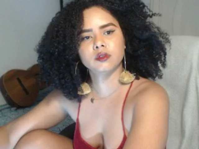 Live sex webcam photo for lacrespa #265229133