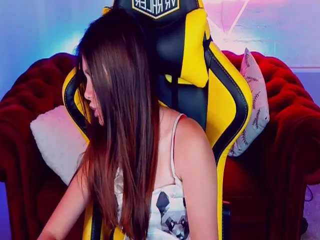 Live sex webcam photo for ReginaVin #258604678