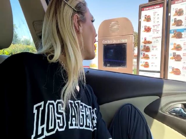 Live sex webcam photo for CaliPassion #260285824