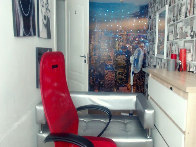 Live sex webcam photo for Lovely_della #253866769