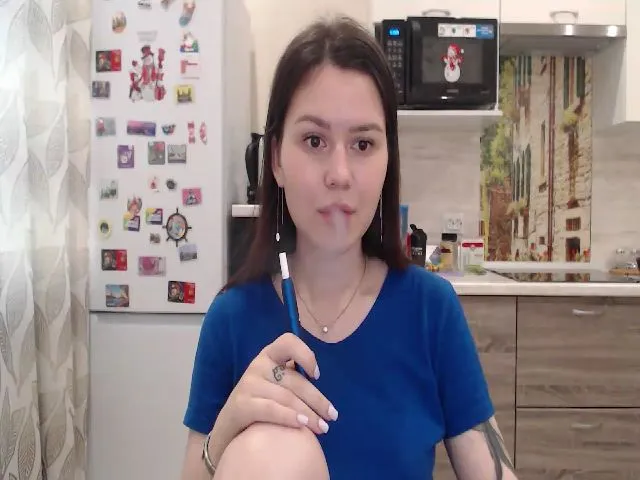 Live sex webcam photo for WonderXGirlXX #259424918