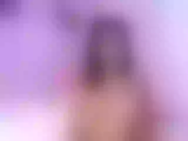 Live sex webcam photo for Joansmalls1 #258011300