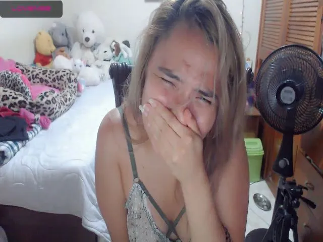 Live sex webcam photo for Meganhill_ #263322183