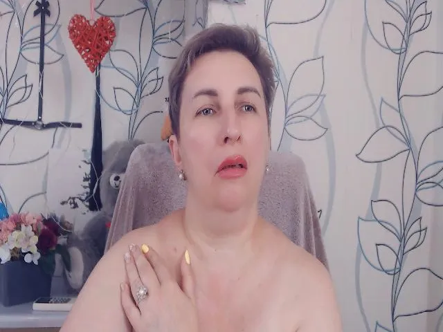 Live sex webcam photo for DepravedMadam #256231418