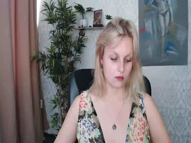 Live sex webcam photo for Dorina_xX #253816826