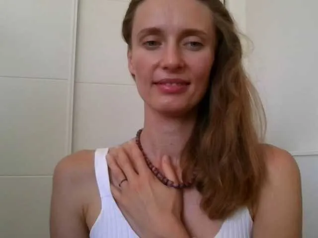 Live sex webcam photo for CelesteKissab #249235601