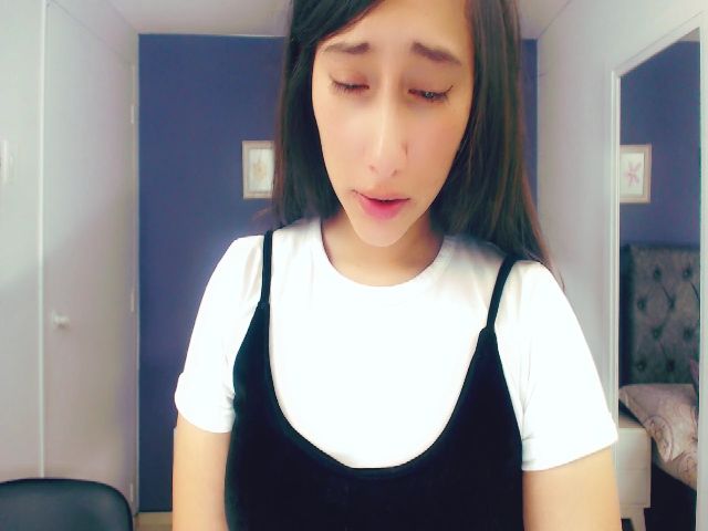 Live sex webcam photo for anniesclub #253644276