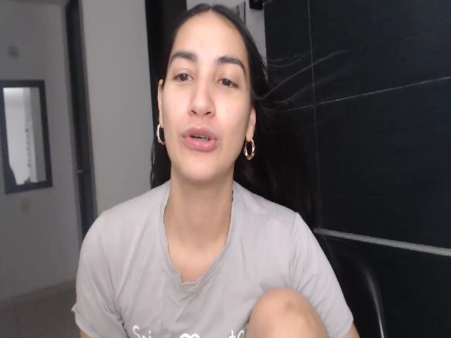 Live sex webcam photo for Mandy_berry1 #253643867