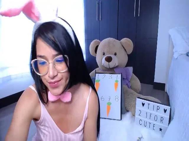 Live sex webcam photo for Hellenn #260942495