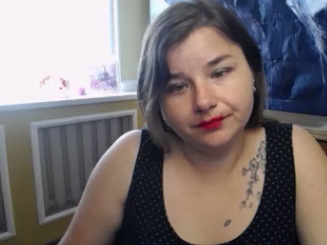 Live sex webcam photo for MonLais #258124136