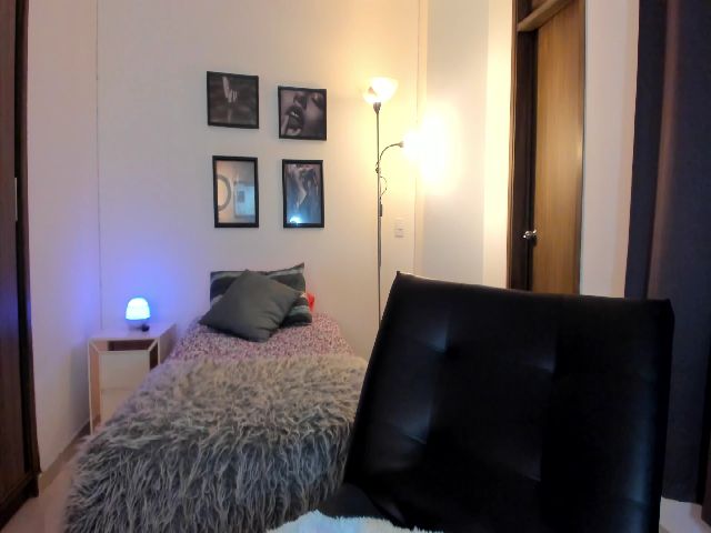 Live sex webcam photo for Isabella_mout #252319770