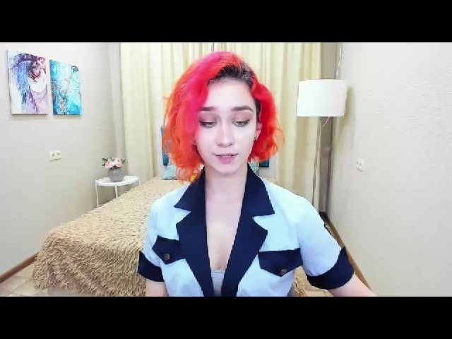 Live sex webcam photo for FionaClassy #255124242