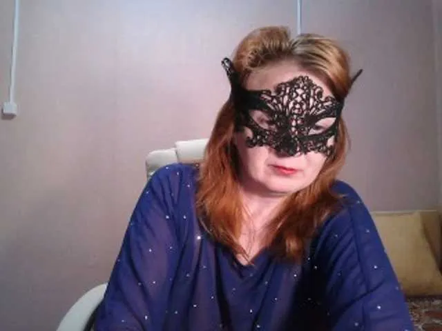 Live sex webcam photo for leeloofire #249928636