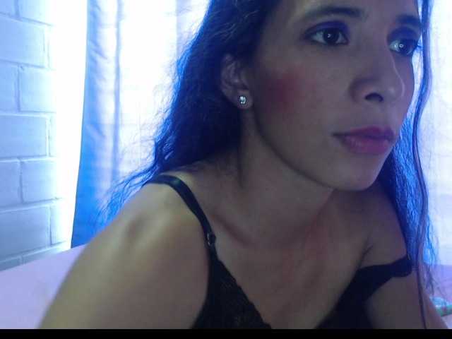 Live sex webcam photo for zoe-barnet #257710606