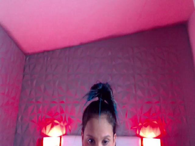 Live sex webcam photo for Infinitystarp #263689754