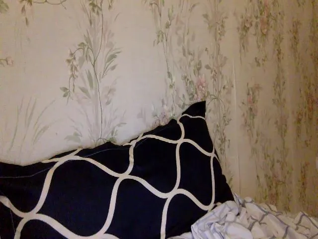 Live sex webcam photo for JolyBoss #262263297