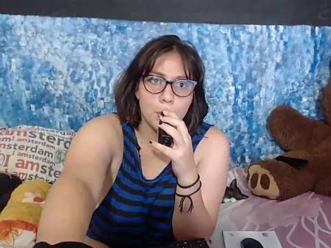 Live sex webcam photo for moritabbw #243543059