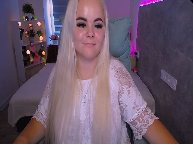 Live sex webcam photo for Jenni__fer #255224326