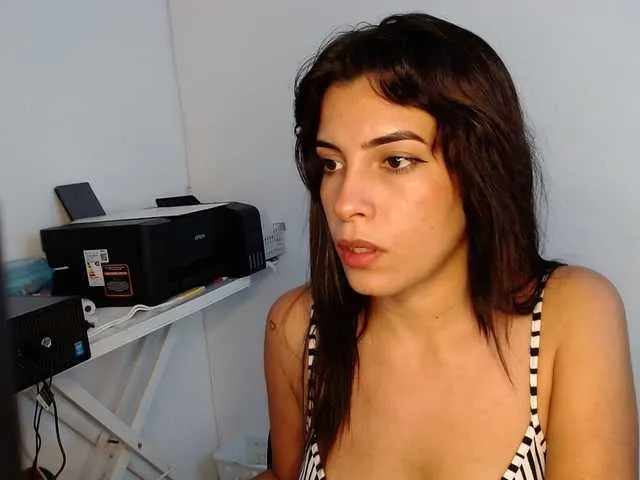 Live sex webcam photo for LaMaria68 #261729804