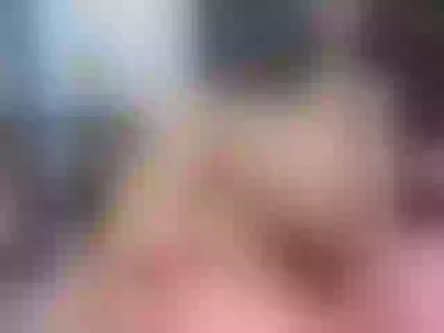 Live sex webcam photo for AngeelJones #252290782
