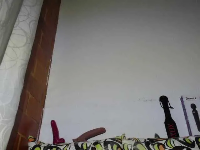 Live sex webcam photo for Renatta1987 #242972559