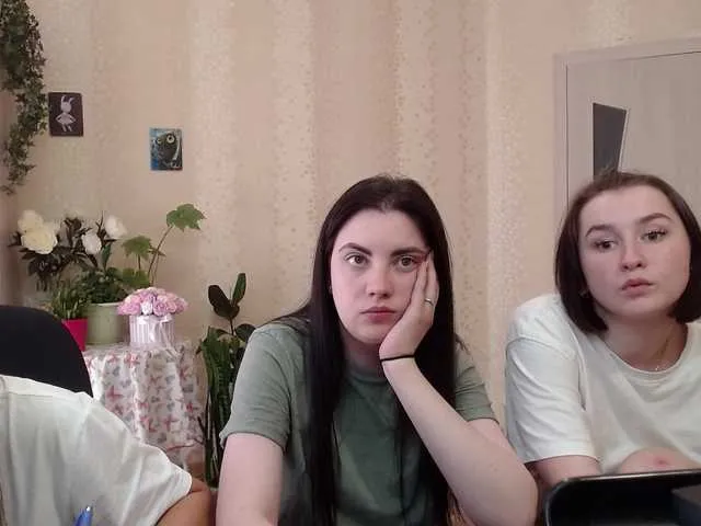 Live sex webcam photo for BugaGirls #247128129