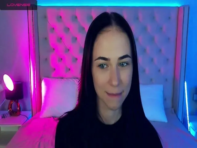 Live sex webcam photo for MilkaBabyDoll #255649138