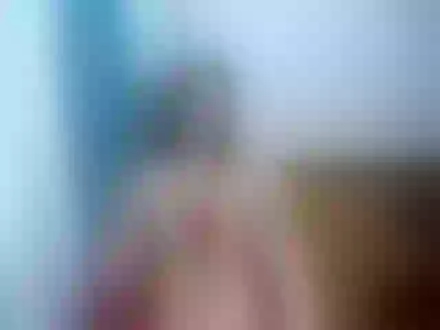 Live sex webcam photo for SUZZY23 #255859959