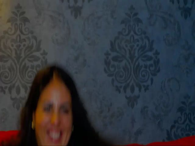 Live sex webcam photo for SugarSmile_ #253652579