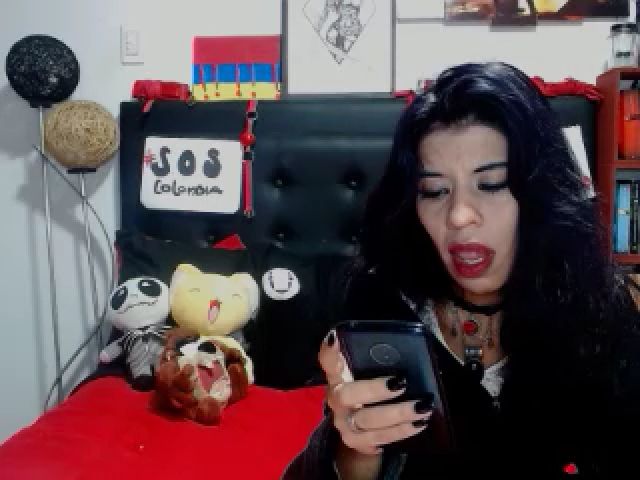 Live sex webcam photo for MilfKatty #254054528