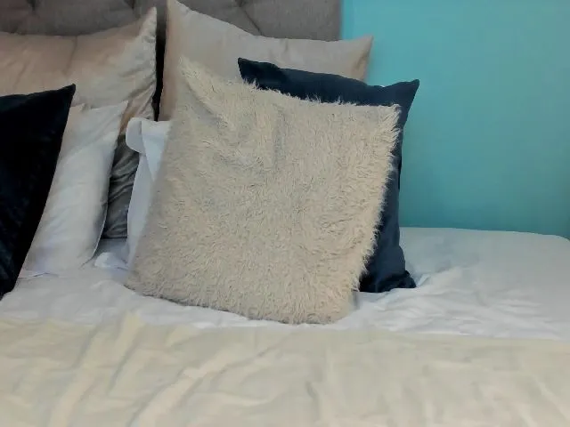 Live sex webcam photo for circenmilen #253711876