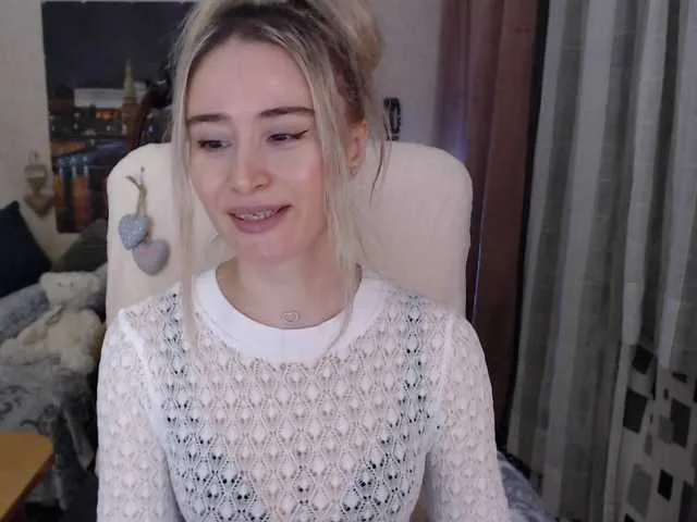 Live sex webcam photo for xyliganka777 #241376068