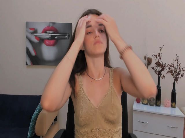 Live sex webcam photo for LoreinKis #259827087