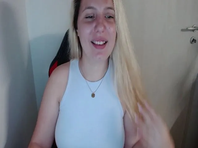 Live sex webcam photo for Wettbabe #256412208