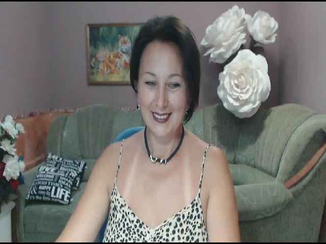 Live sex webcam photo for Lovely_Woman_ #264255617