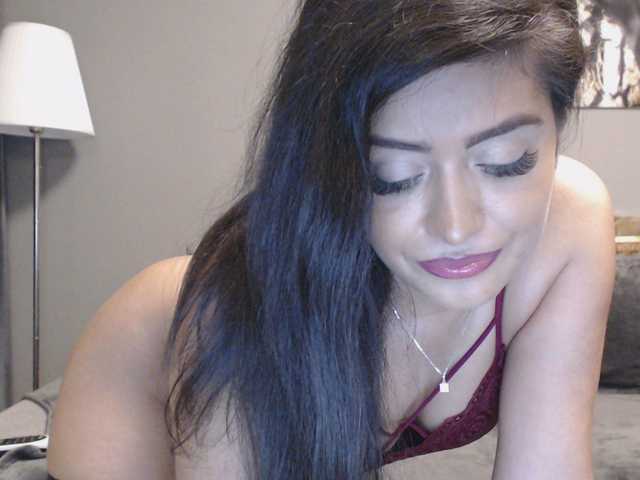 Live sex webcam photo for SweetPrya #241057284