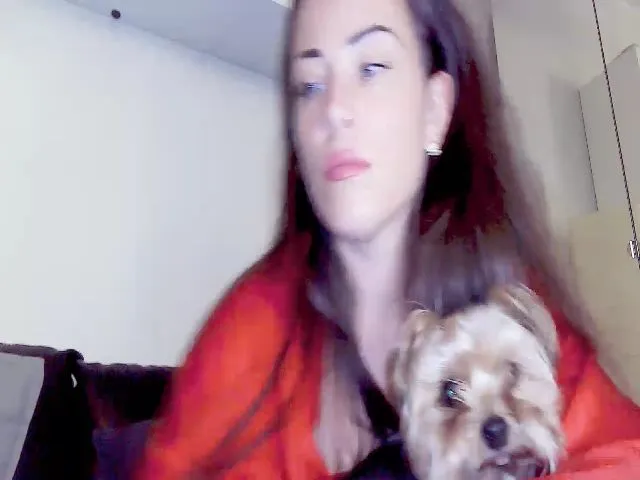 Live sex webcam photo for AngieBaby_77 #259287008