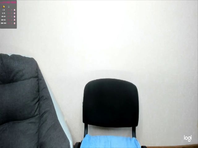 Live sex webcam photo for SarahSmiths #257110653