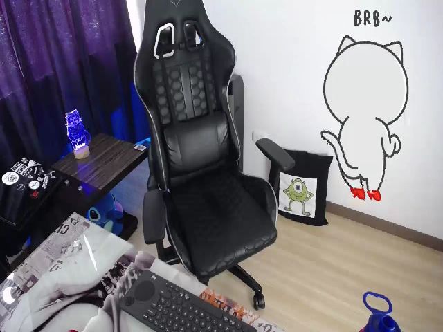 Live sex webcam photo for BiancaMiller #252869320