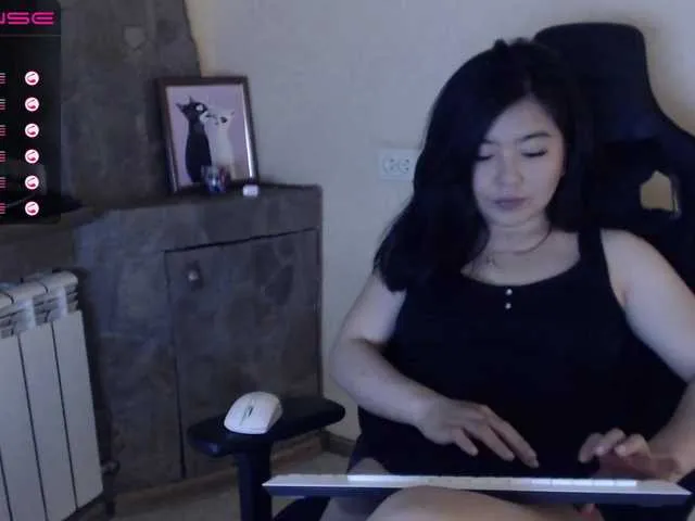 Live sex webcam photo for dasha922 #245446030