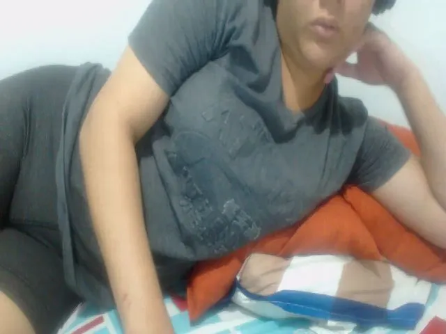 Live sex webcam photo for MaryHot_ #261771580